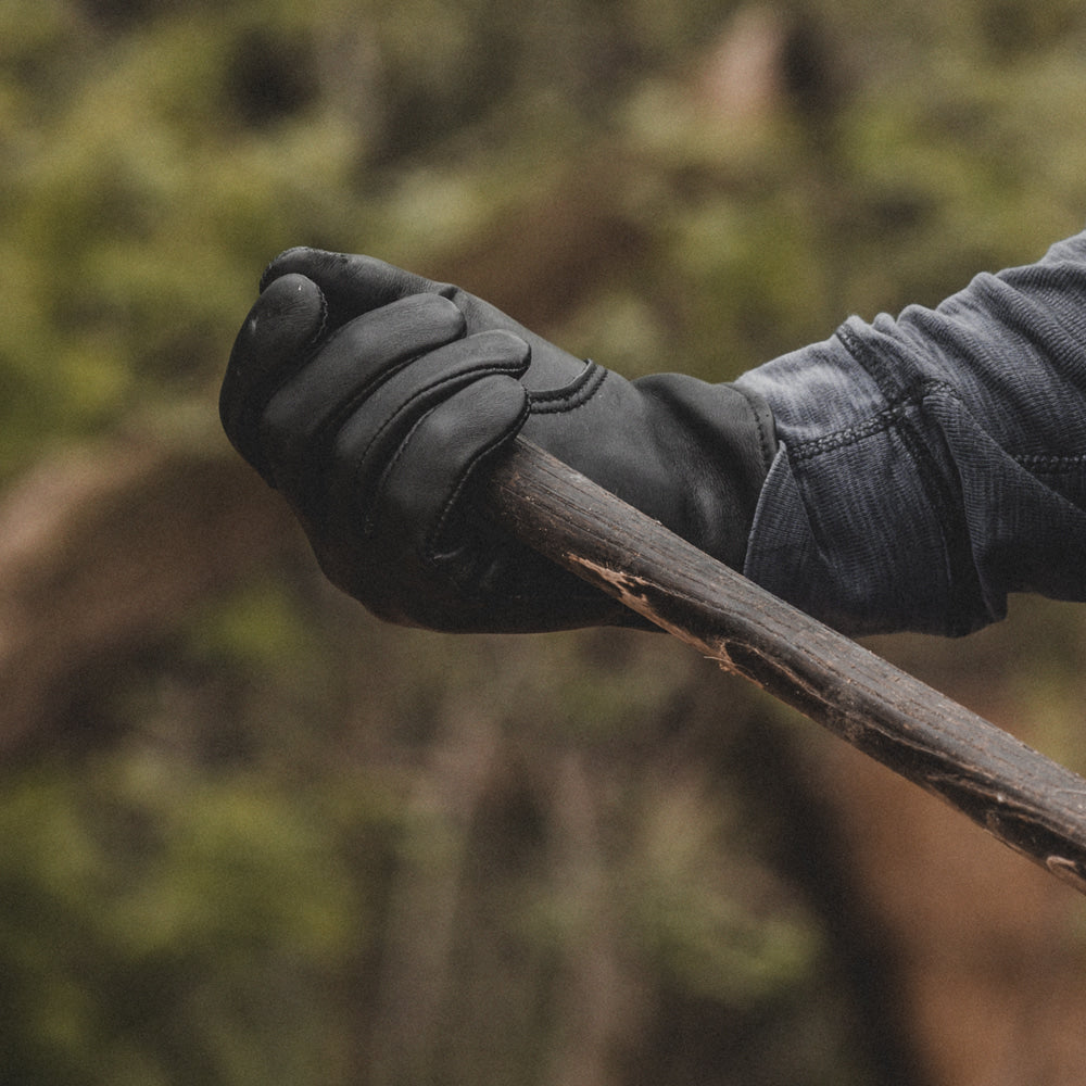 Medium Weight Unlined Deerskin Work Glove - Wing Thumb